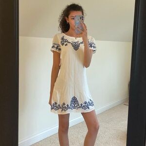 lulus Embroidered white and blue dress